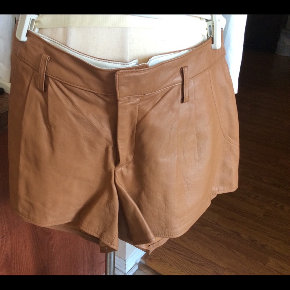 Genuine Leather Piper Gore Cognac Shorts Size S, NWT